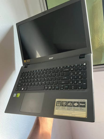 Gaming laptop ACER core i5 6TH