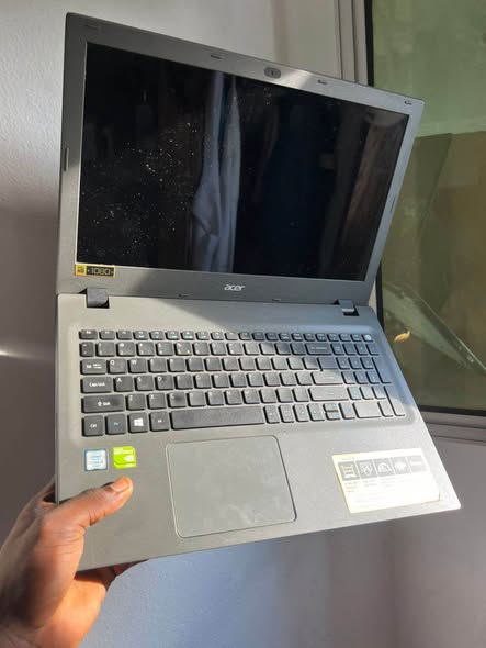 Gaming laptop ACER core i5 6TH