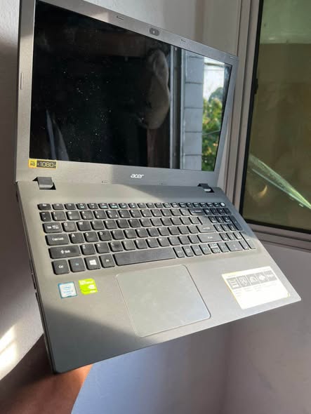 Gaming laptop ACER core i5 6TH