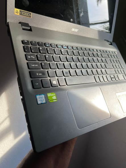 Gaming laptop ACER core i5 6TH
