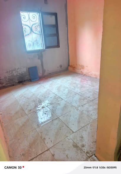 Chambre moderne à louer à Bafoussam