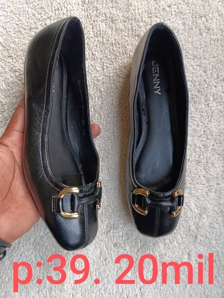 Friperie américaine à Douala