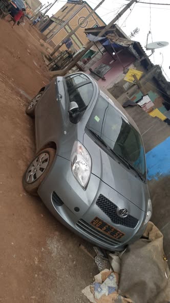 Toyota Yaris 2010 Full options