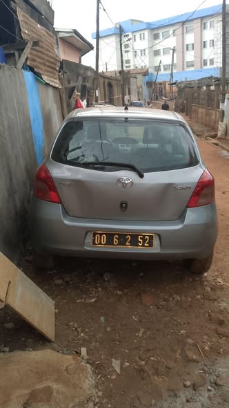 Toyota Yaris 2010 Full options