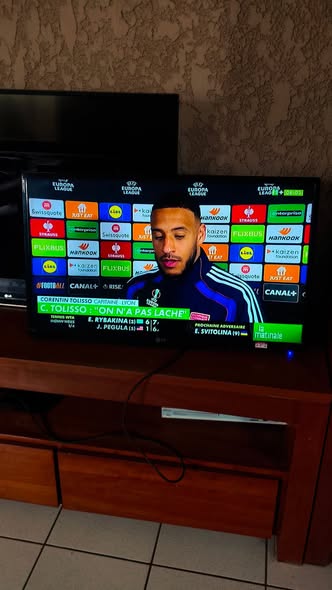 TV LG 32P propre avec facture
