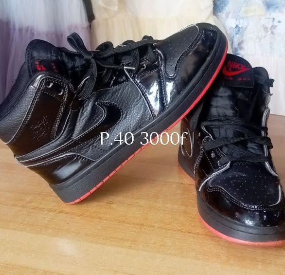 Solde chaussures à Yaoundé