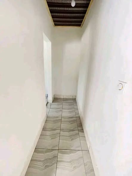 Maison à vendre à Nkolondom