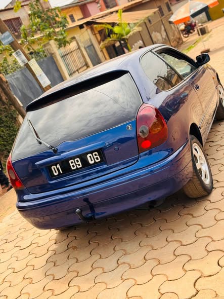 Toyota Corolla 110 très propre