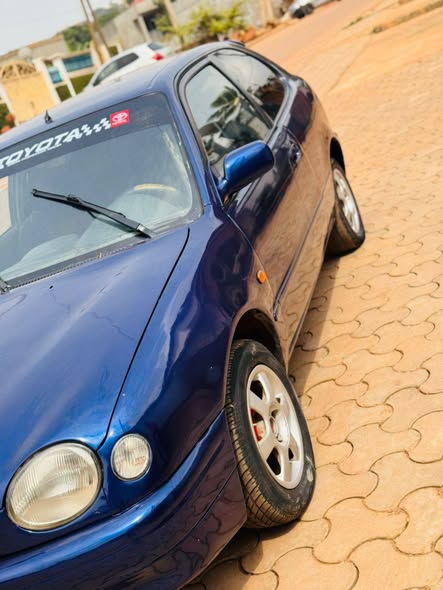 Toyota Corolla 110 très propre