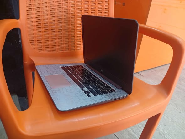 Laptop HP Windows 10 Pro – 13 pouces