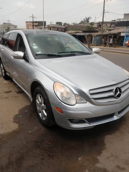 Mercedes Benz R 350 4matic essence