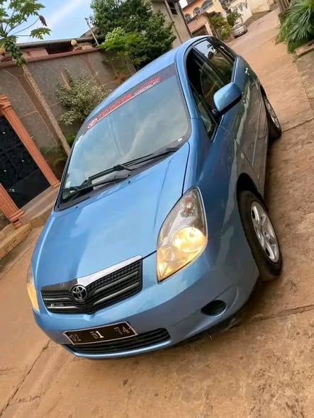 Toyota Corolla Verso à vendre d'urgence
