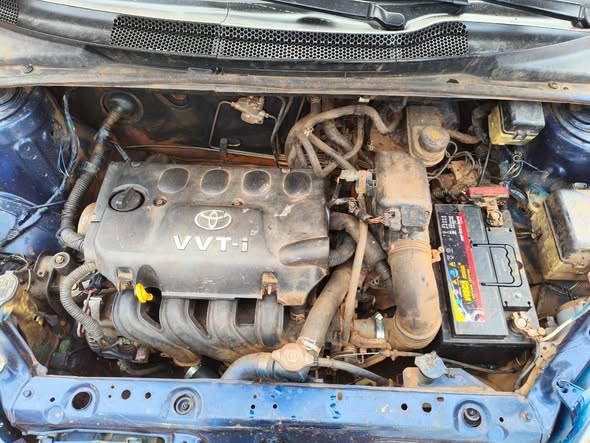 Yaris vvti à vendre