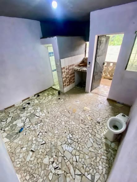 Vaste Chambre moderne à Mendong