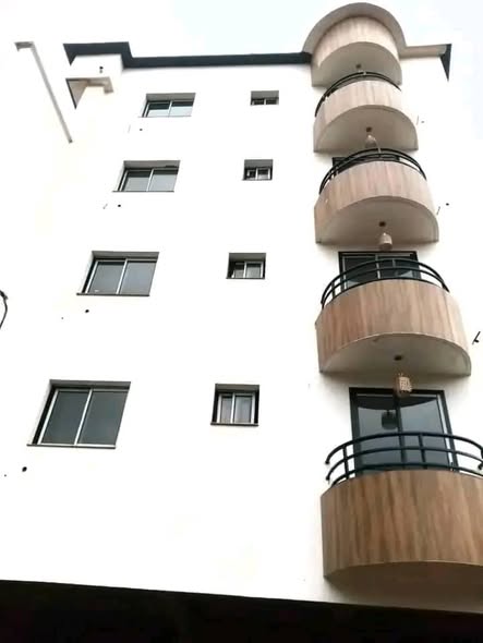 Appartement à louer à YDE Ngousso
