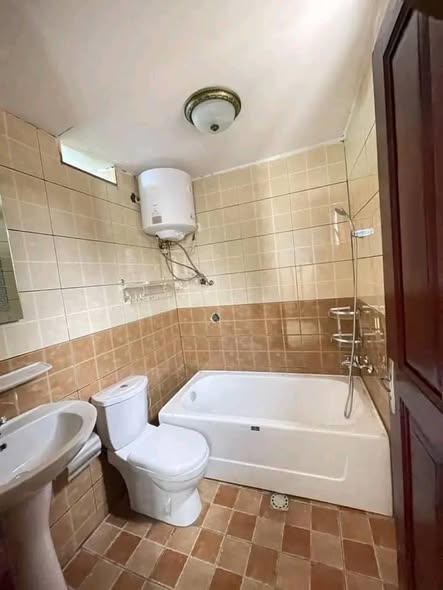 Appartement à louer à YDE Ngousso