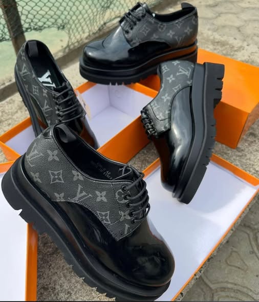 Original Louis Vuitton shoes promotion