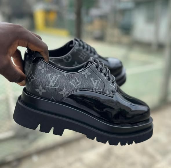 Original Louis Vuitton shoes promotion