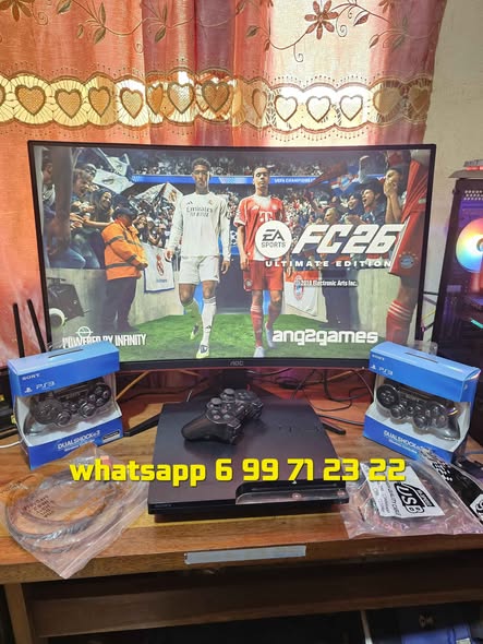 PS3 avec jeux et accessoires
