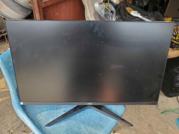 Moniteur Sans Bordure 27" AOC