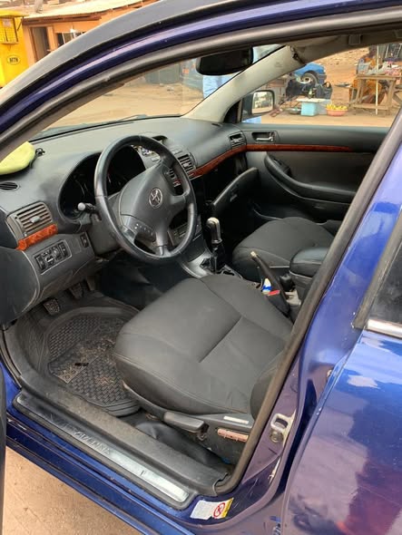 Toyota Avensis 2005 à vendre