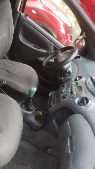 Toyota Yaris 2002 Essence Manuel