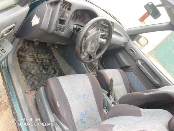 Vente flash Toyota RAV4 1999 essence