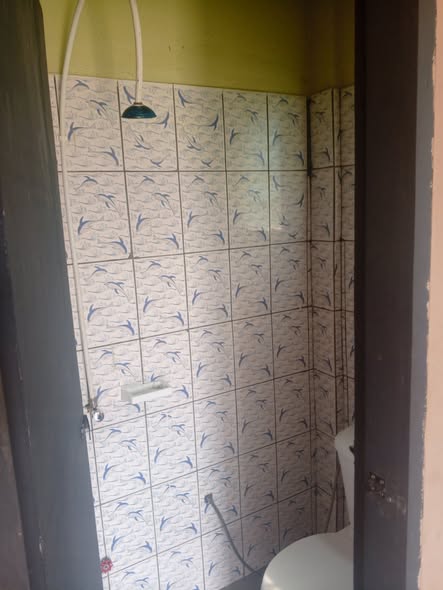 Chambre moderne à louer à Ari Village