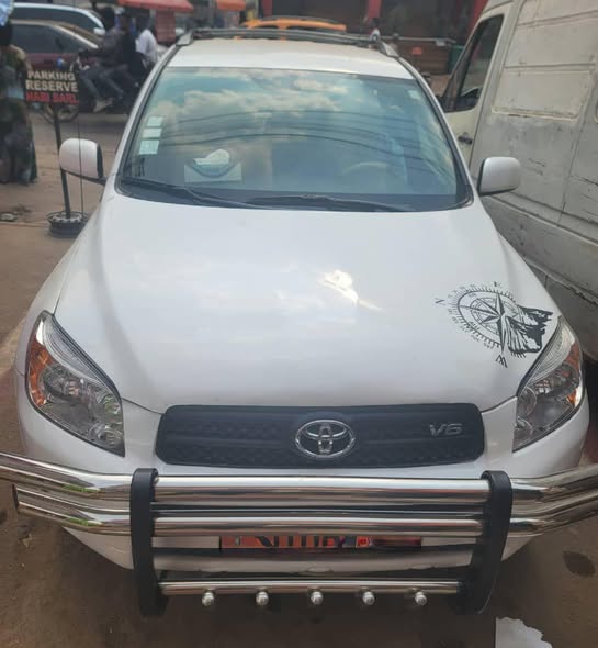 Urgent Rav4 2008 2009 automatique essence