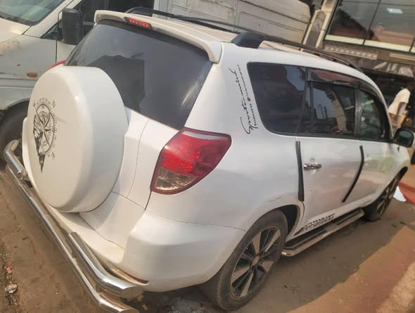 Urgent Rav4 2008 2009 automatique essence