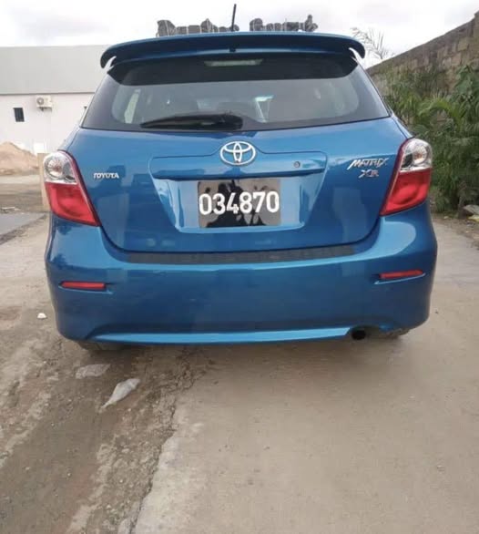 Voiture à vendre avec options complètes
