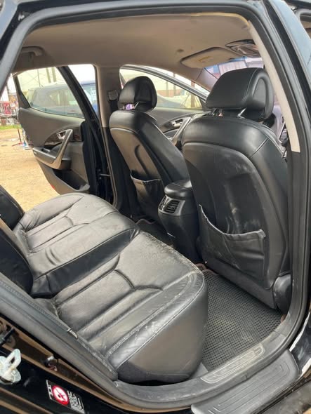 Hyundai grandeur HG 300 édition 2014 très propre