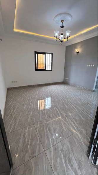 Appartement moderne à louer à Etoudi