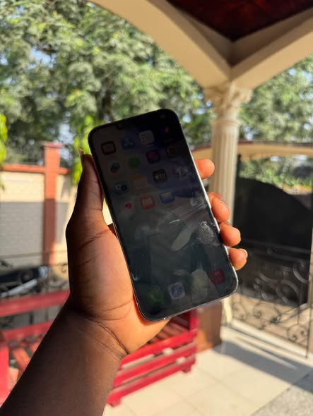 iPhone 256GB with 84% Battery
