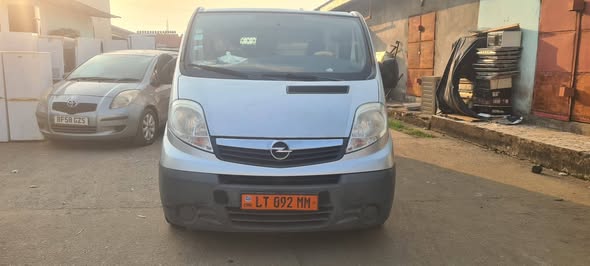 Opel Fourgon Diesel Manuel 2010 en bon état