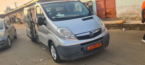 Opel Fourgon Diesel Manuel 2010 en bon état