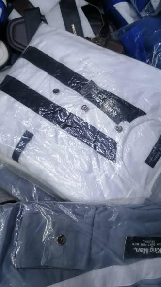 Vêtements à vendre