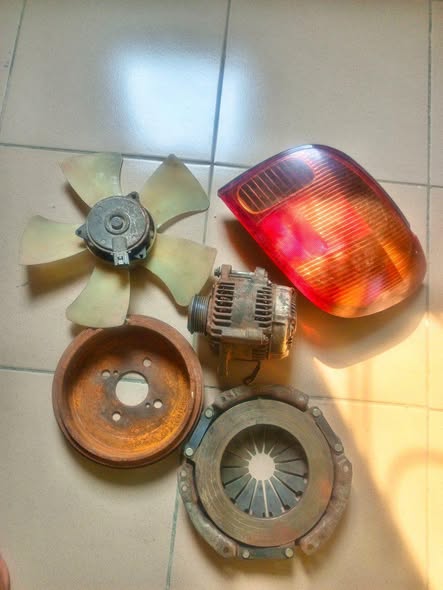 Pièces pour Yaris D4D