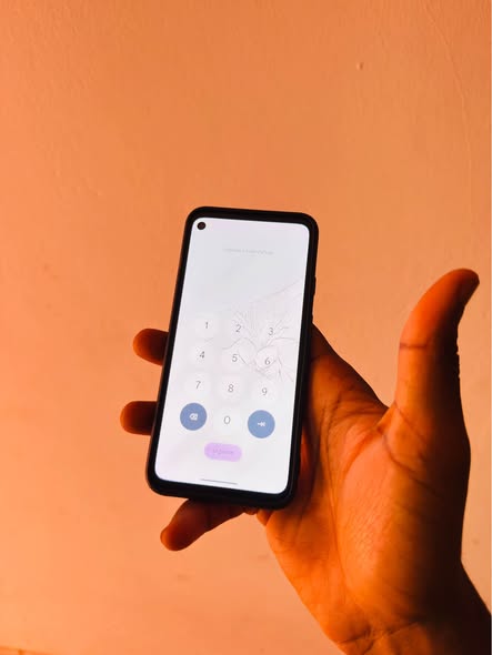 Vente Pixel 4a avec légère fissure