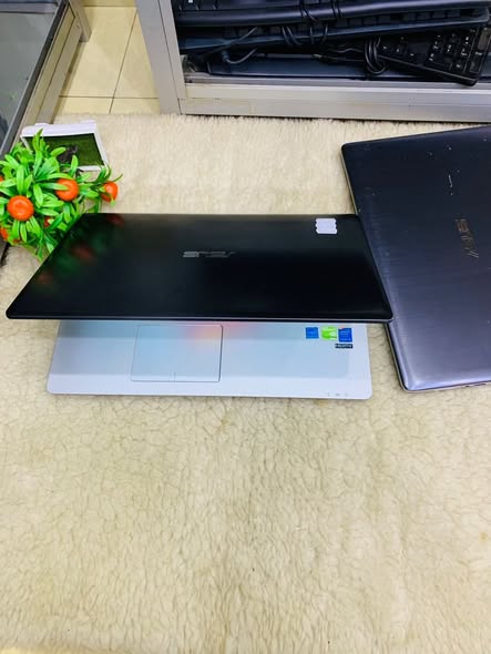 Offre spécial Laptop ASUS Core i5