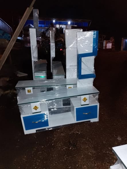 Furniture for sale in Logbesou