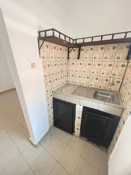 Studio moderne à louer à Biyem Assi Jouvence