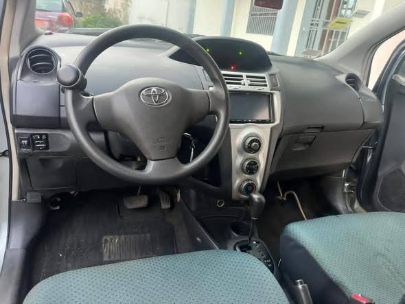TOYOTA YARIS 2008 à vendre