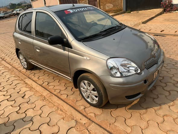 Toyota Yaris année 2005 à vendre
