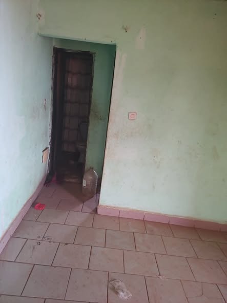 Studio moderne 3 pièces à Bafoussam