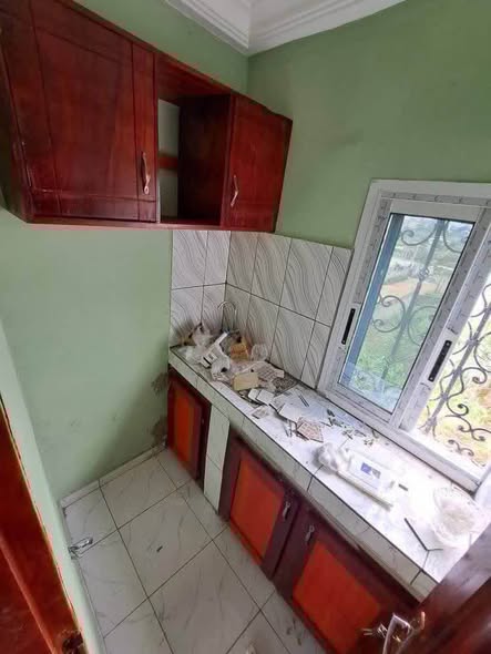 Chambre moderne VIP à Mimboman