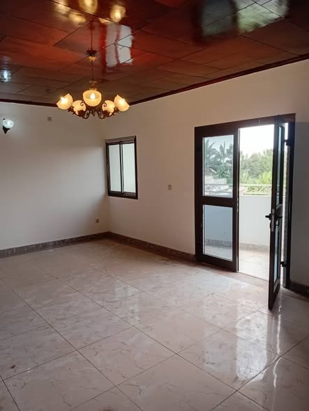 Magnifique appartement à louer à Bastos