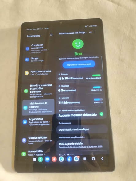 SAMSUNG GALAXY TAB A7 LITE – (AVEC PUCE) ÉTAT 9/10