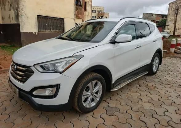 Hyundai Santa Fe 2014 – Essence Automatique