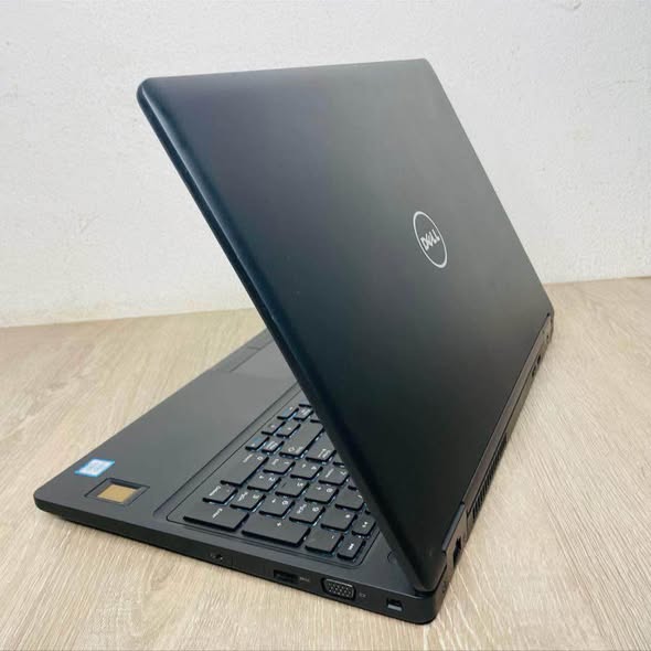DELL 5580 Workstation i7 7ème génération